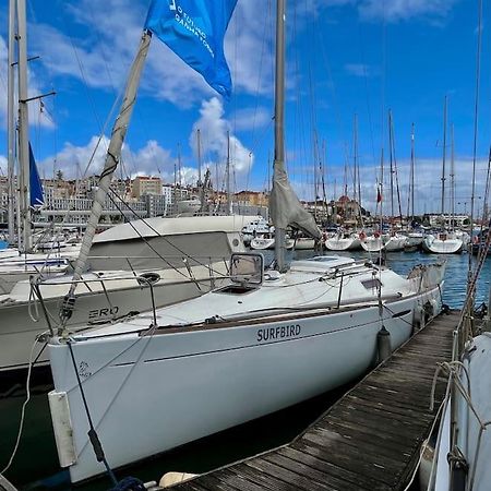 Hotel Surfbird Cozy Sailboat Escape Lisbona Esterno foto